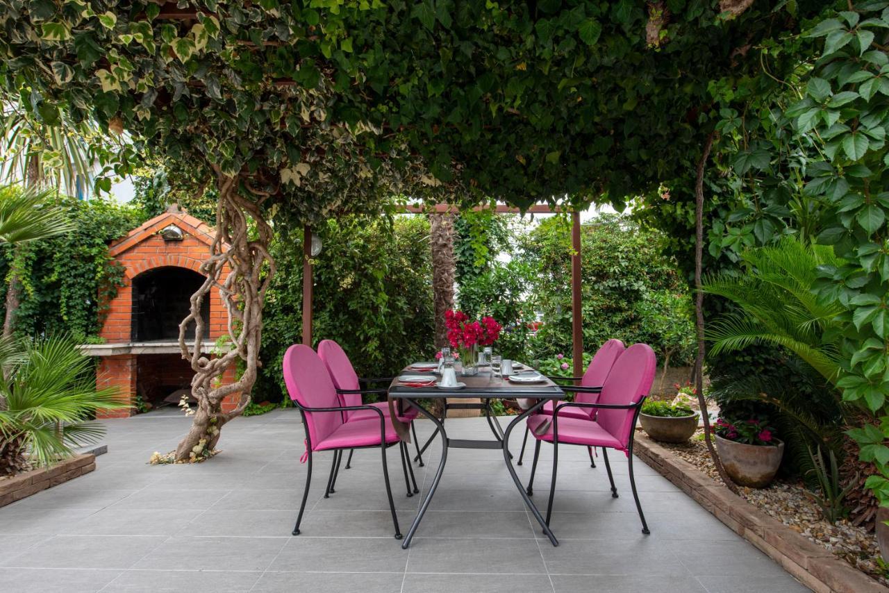 Bed & Breakfast Pino Podstrana Exterior foto
