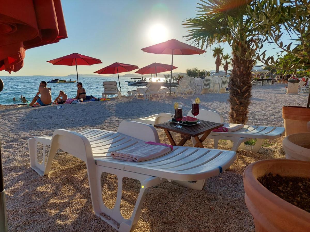 Bed & Breakfast Pino Podstrana Exterior foto